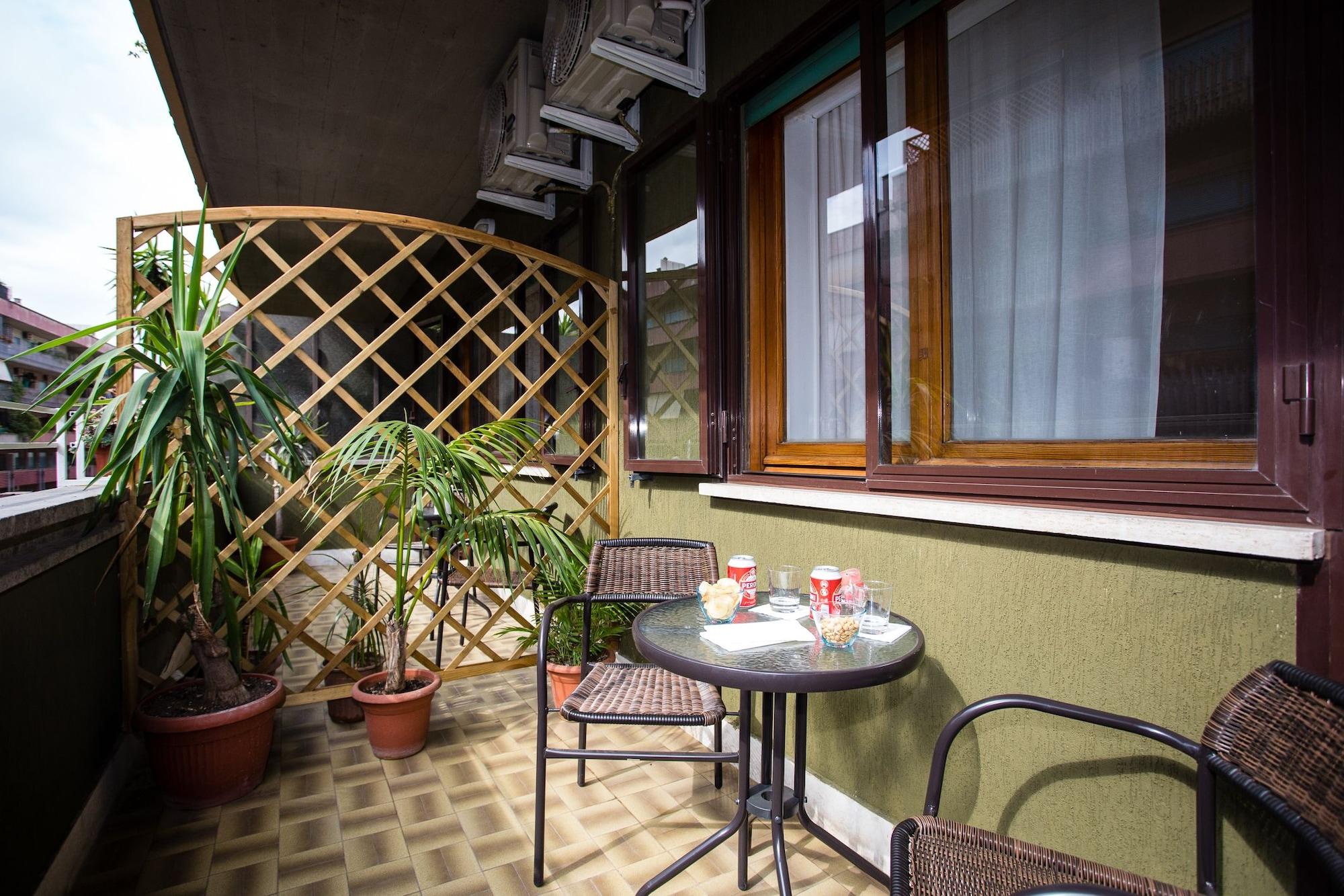 Trastevere'S Friends Рим Екстер'єр фото